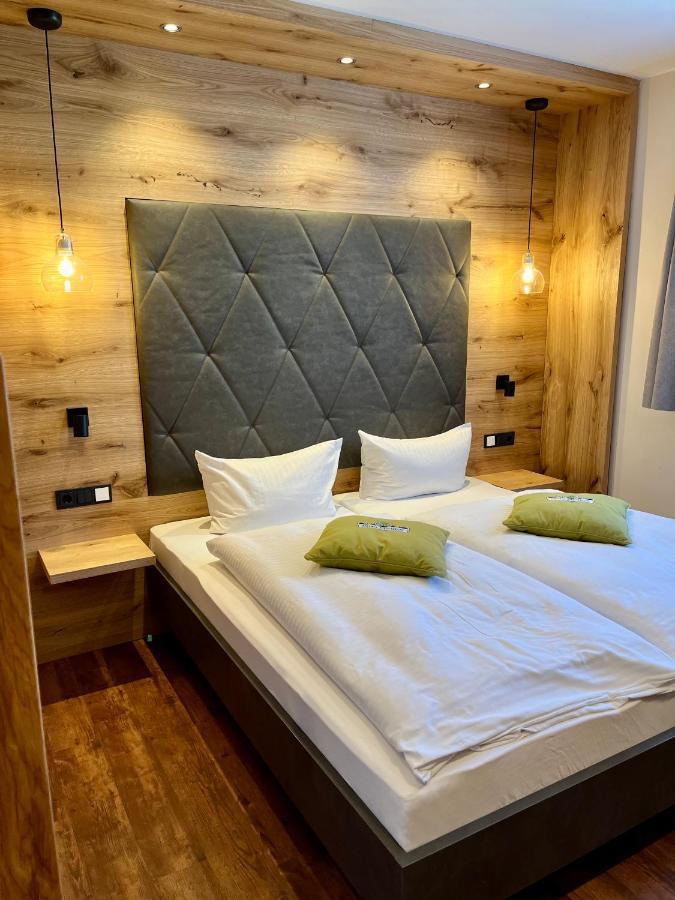 Hotel Gasthof Metzgerei Drei Linden Fulda Bagian luar foto