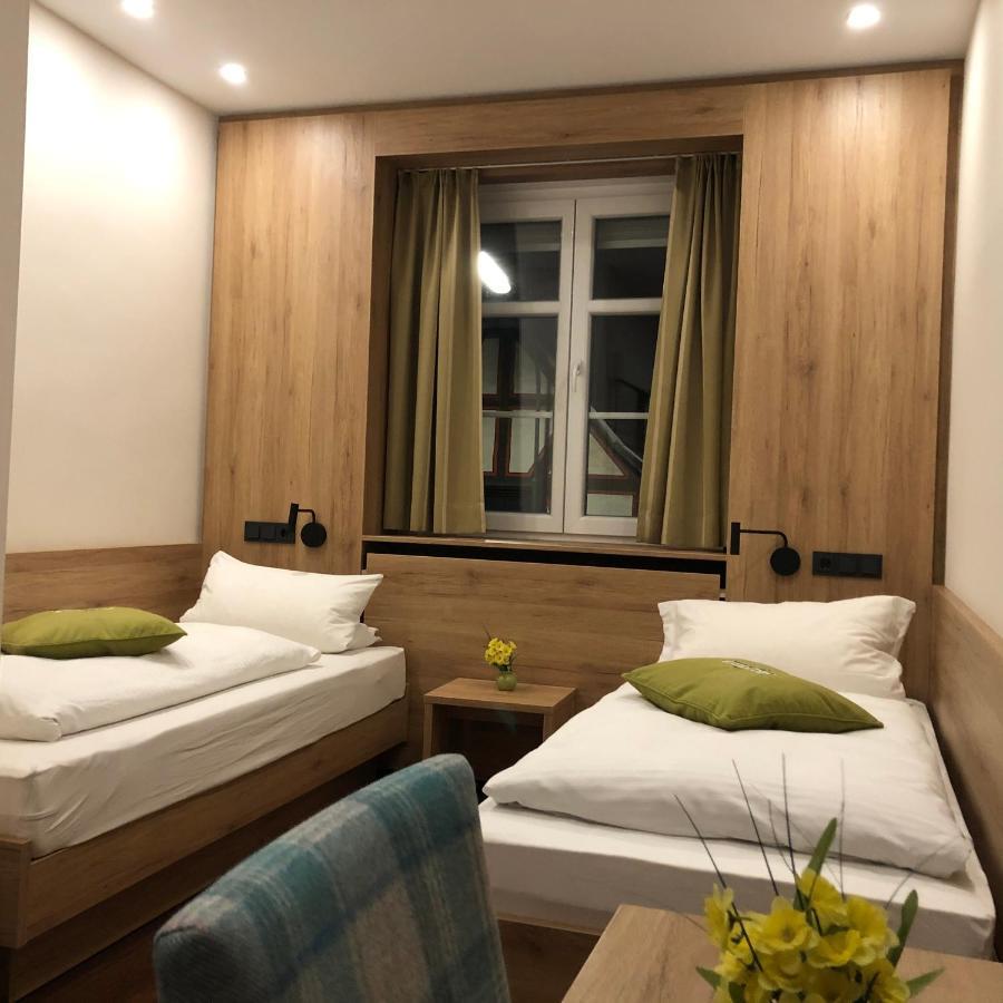 Hotel Gasthof Metzgerei Drei Linden Fulda Bagian luar foto