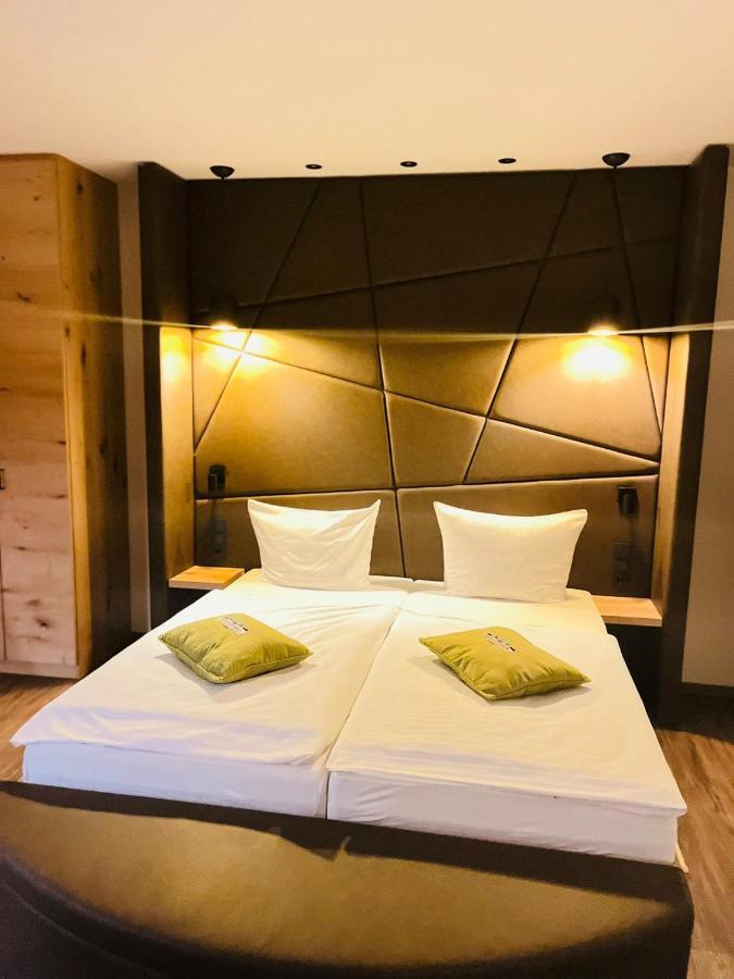 Hotel Gasthof Metzgerei Drei Linden Fulda Bagian luar foto