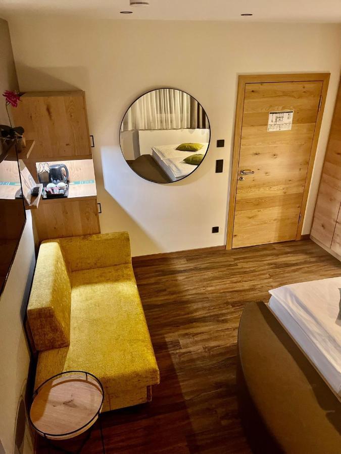 Hotel Gasthof Metzgerei Drei Linden Fulda Bagian luar foto