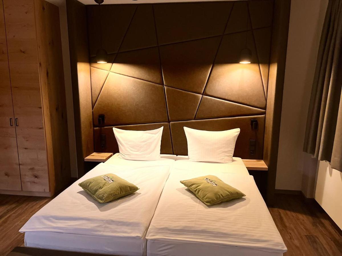 Hotel Gasthof Metzgerei Drei Linden Fulda Bagian luar foto