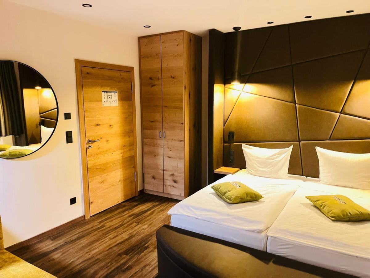 Hotel Gasthof Metzgerei Drei Linden Fulda Bagian luar foto