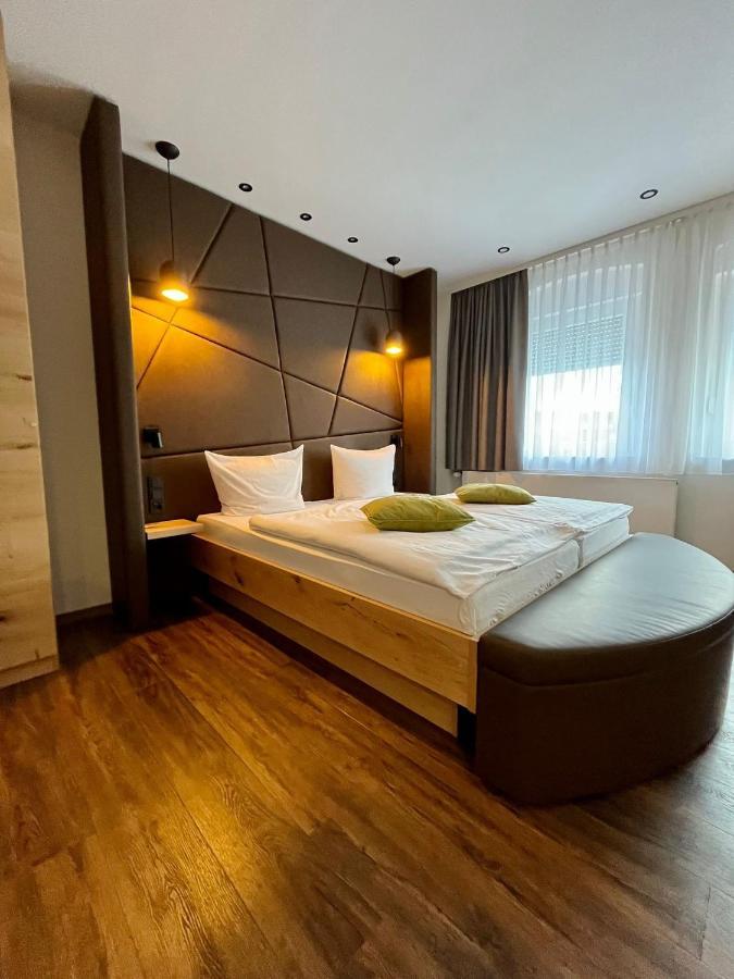 Hotel Gasthof Metzgerei Drei Linden Fulda Bagian luar foto